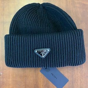 Prada toque NWT